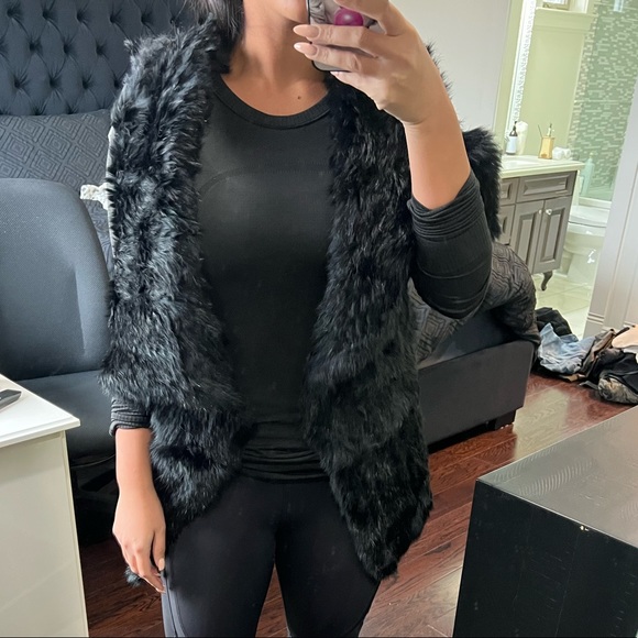 Black Rabbit Fur Vest, size xs/s - Picture 2 of 6